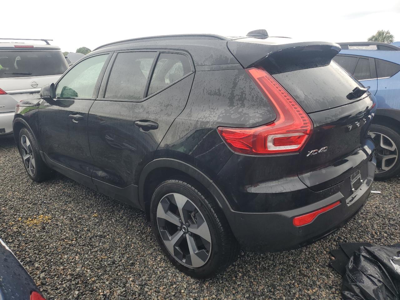 Lot #3030642118 2023 VOLVO XC40 PLUS