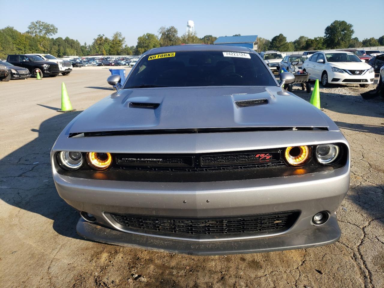 Lot #2970121278 2017 DODGE CHALLENGER