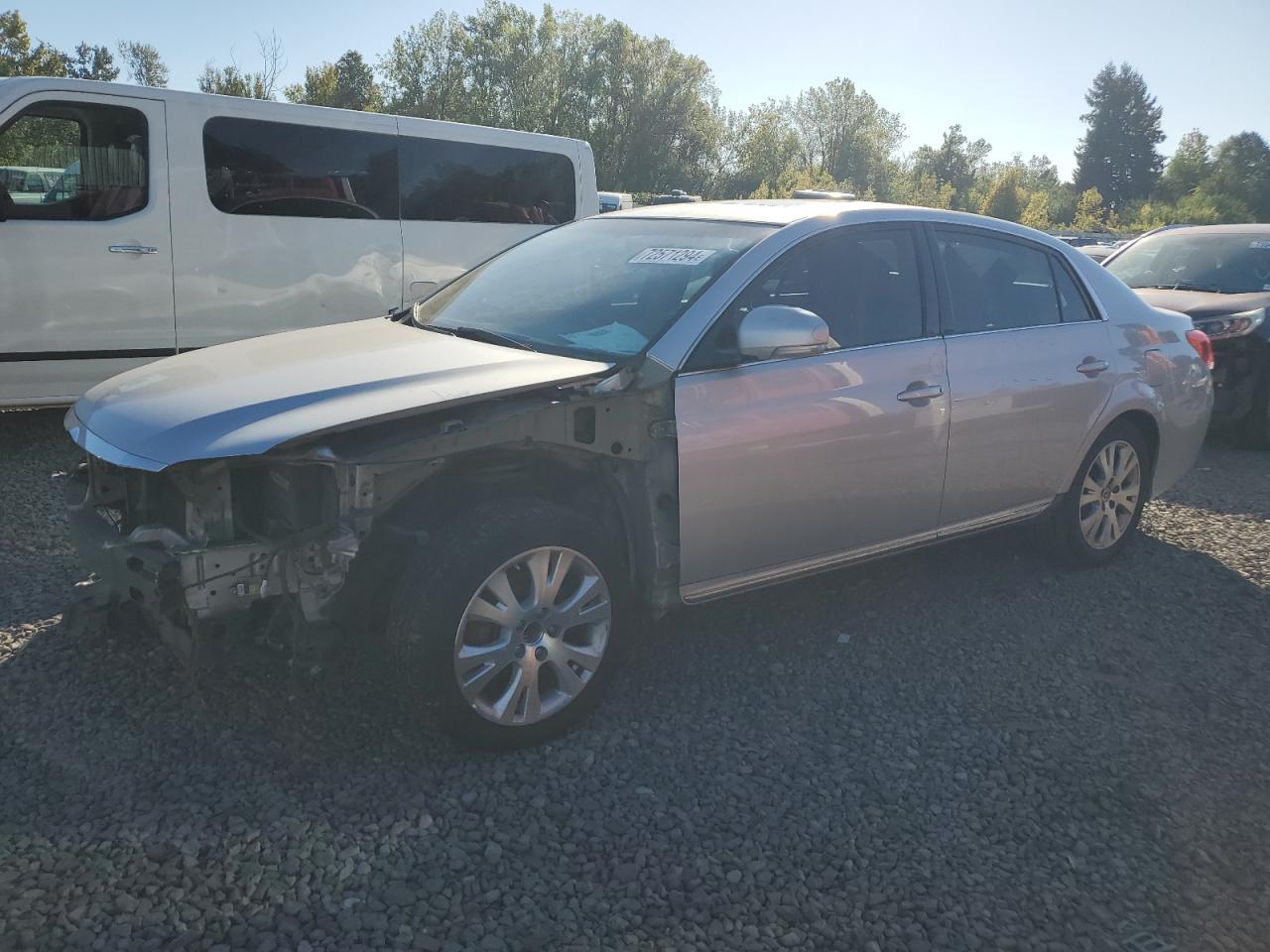 TOYOTA AVALON BASE