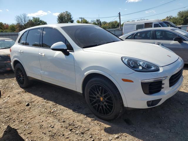 VIN WP1AA2A29HKA86114 2017 PORSCHE CAYENNE no.4