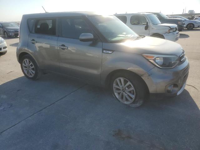 VIN KNDJP3A56J7566801 2018 KIA Soul, + no.4