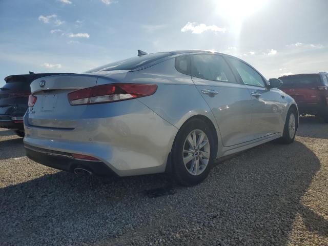 VIN 5XXGT4L33JG229565 2018 KIA Optima, LX no.3