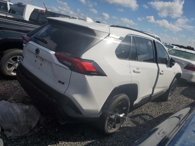 VIN 2T3W1RFV2NC186286 2022 Toyota RAV4, Xle no.3