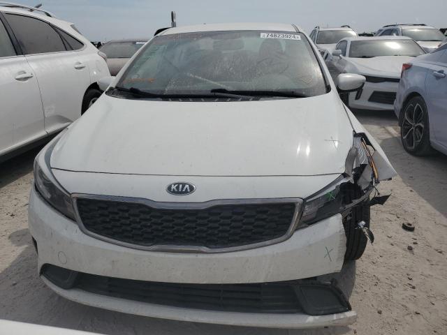 VIN 3KPFK4A74HE130972 2017 KIA Forte, LX no.5