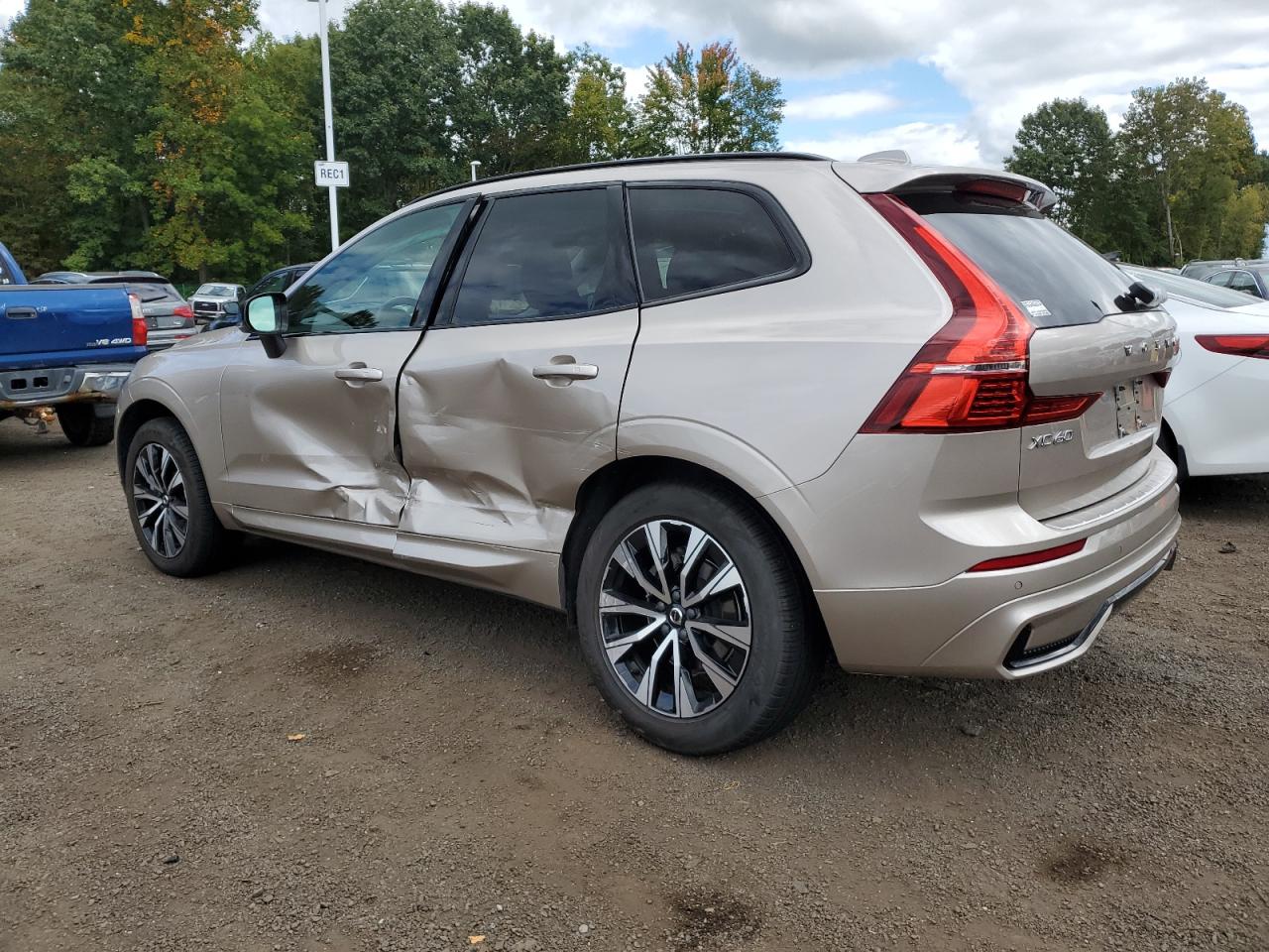 Lot #2993840655 2024 VOLVO XC60 CORE