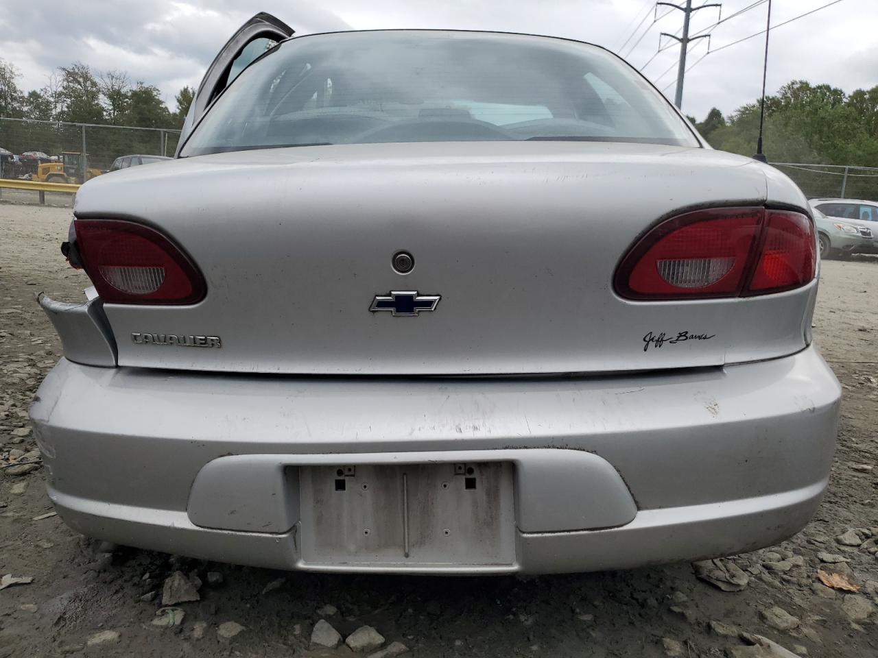 Lot #2972318544 2001 CHEVROLET CAVALIER B