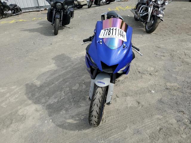 YAMAHA YZFR6 2020 blue  gas JYARJ28E9LA007278 photo #3