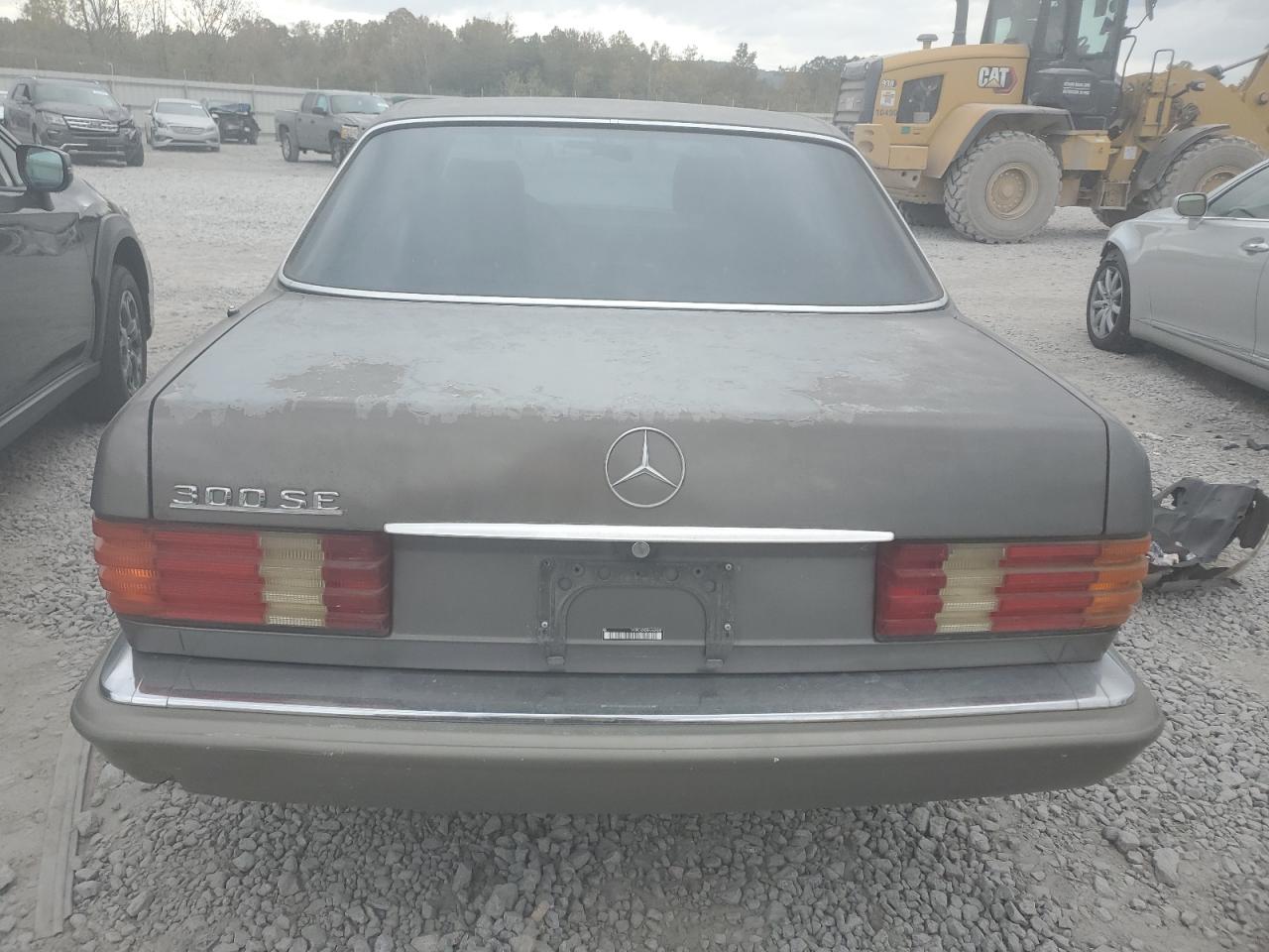 Lot #2952695216 1991 MERCEDES-BENZ 300 SE