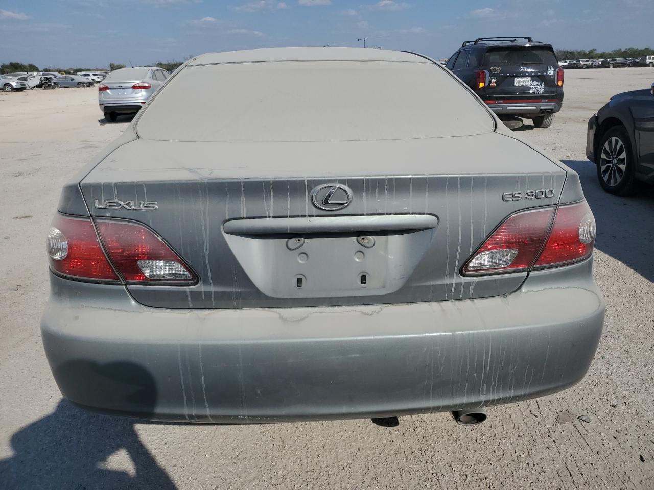 Lot #2979376715 2002 LEXUS ES 300