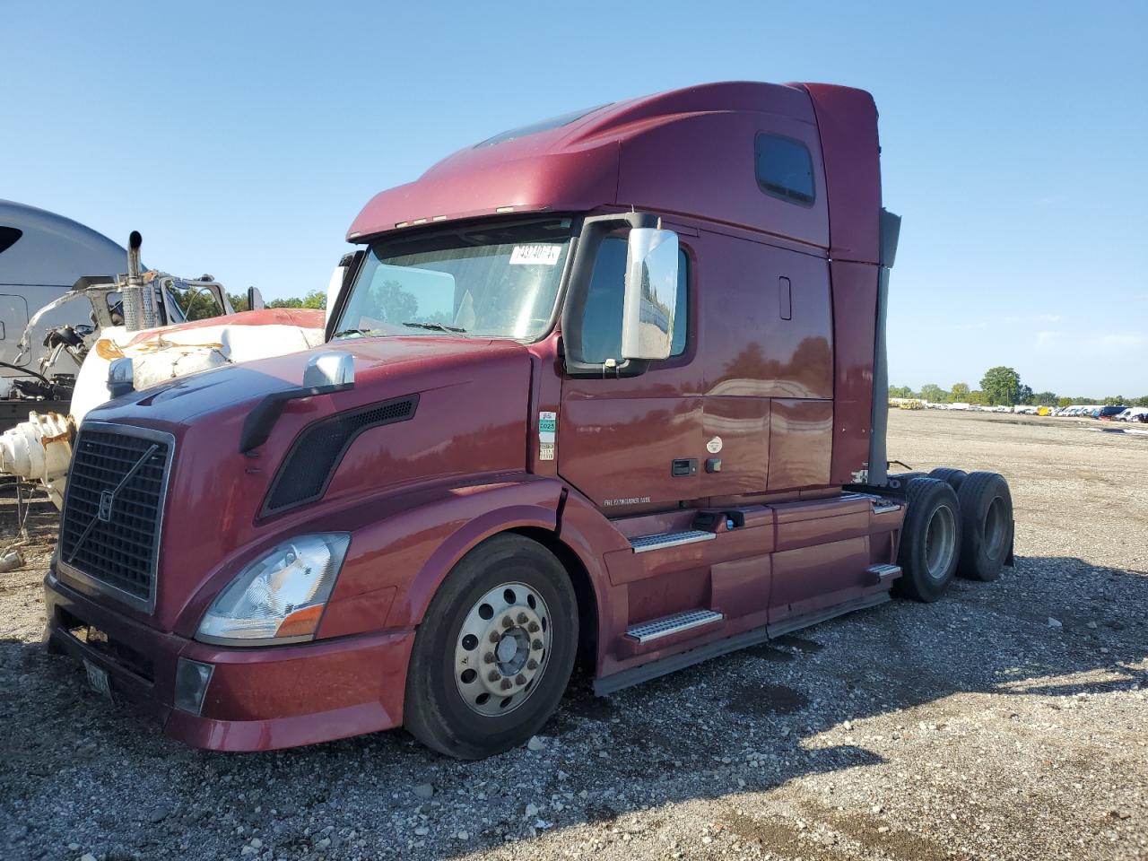 Lot #2907409018 2014 VOLVO VNL