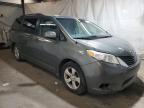 TOYOTA SIENNA LE photo