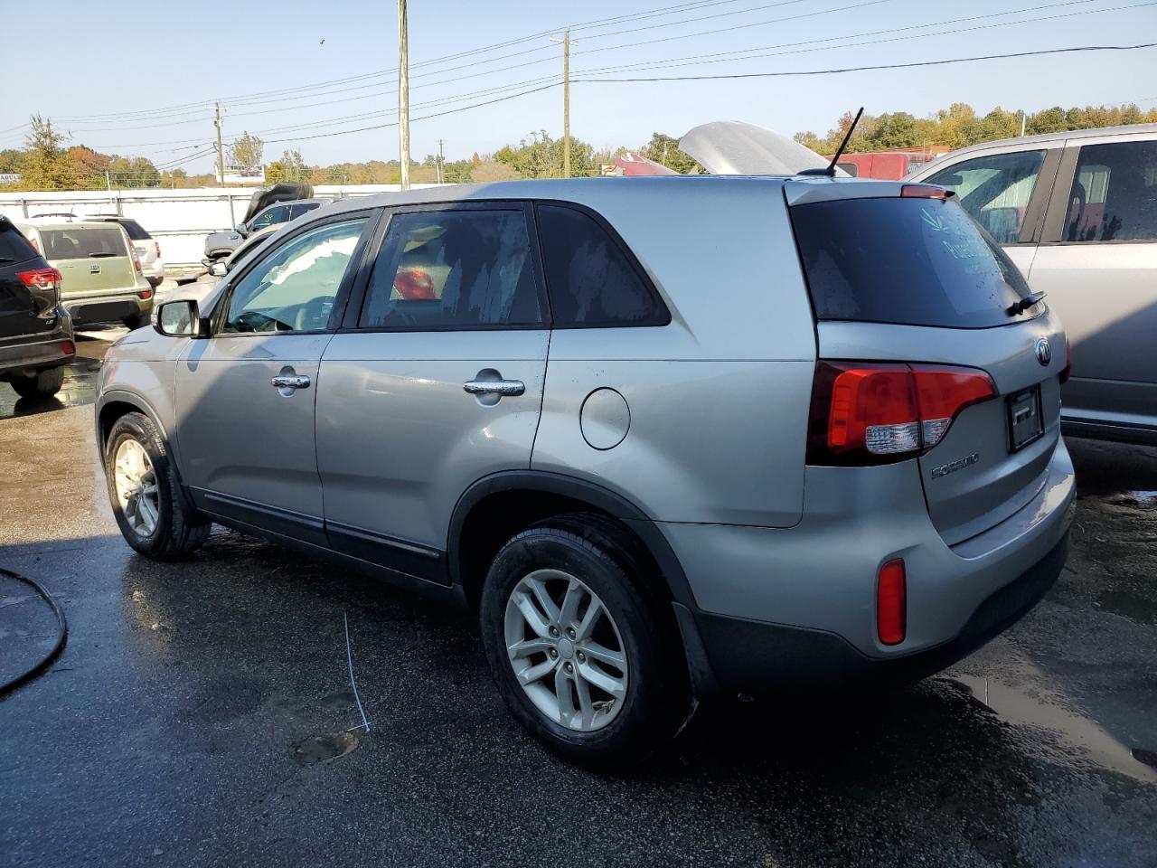 Lot #2953130658 2015 KIA SORENTO LX