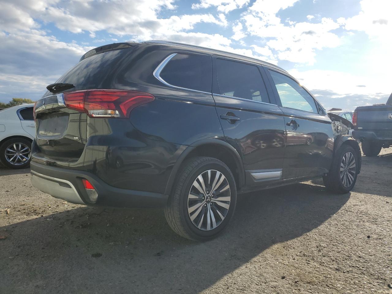 Lot #2979326796 2020 MITSUBISHI OUTLANDER