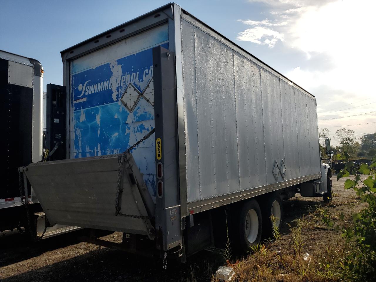 Lot #2886008229 2015 FREIGHTLINER M2 106 MED