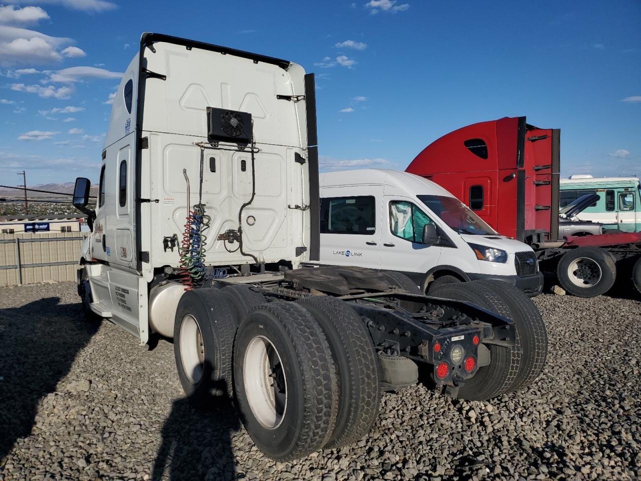 Lot #2961955211 2019 FREIGHTLINER CASCADIA 1