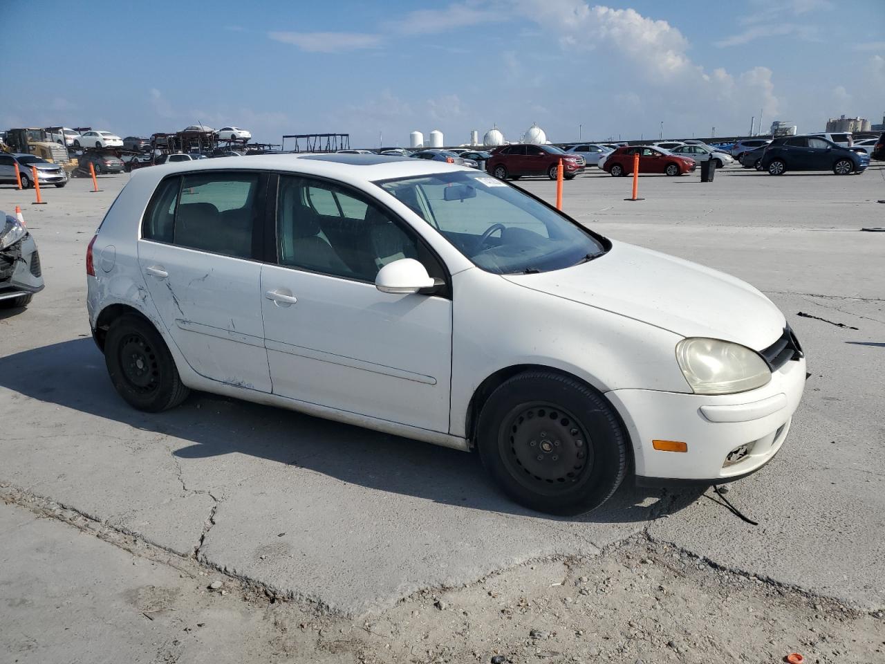 Lot #2940741390 2008 VOLKSWAGEN RABBIT