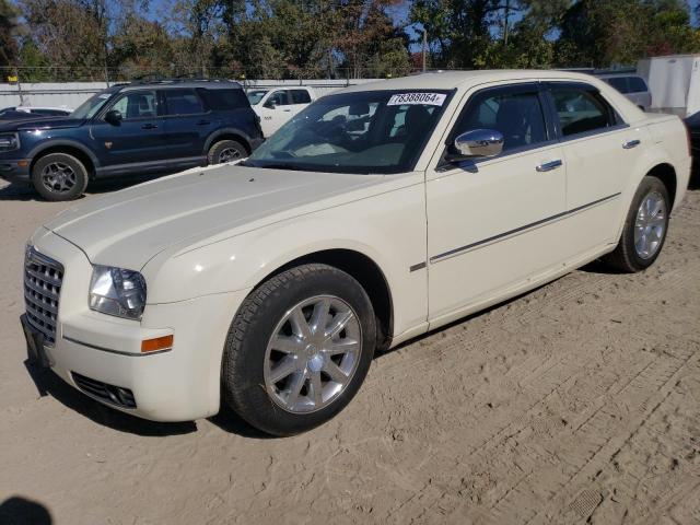 Global Auto Auctions: 2010 CHRYSLER 300 TOURIN