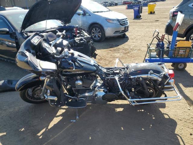 2011 HARLEY-DAVIDSON FLTRU - 1HD1KGM17BB634177