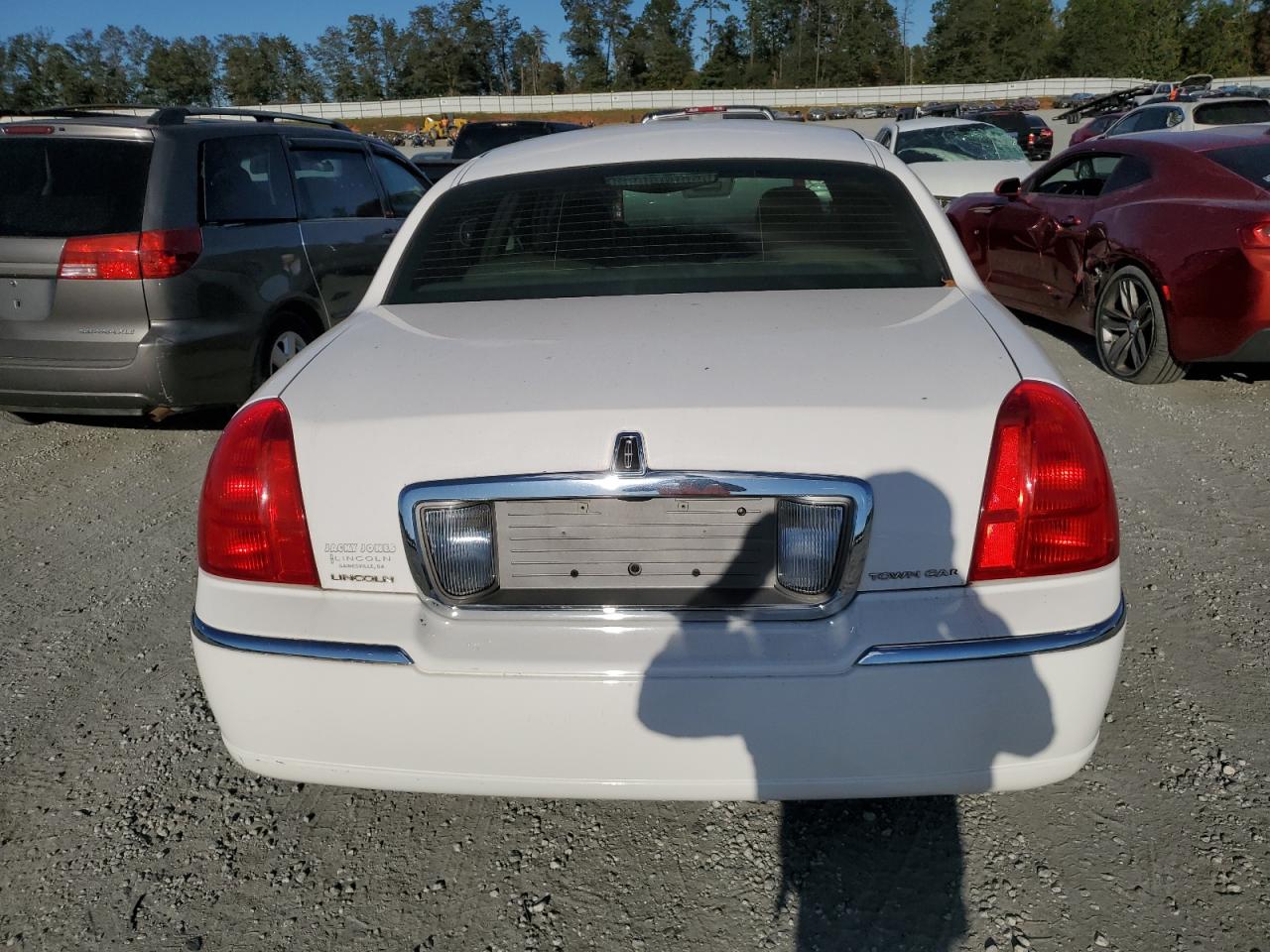 Lot #2921593745 2008 LINCOLN TOWN CAR S