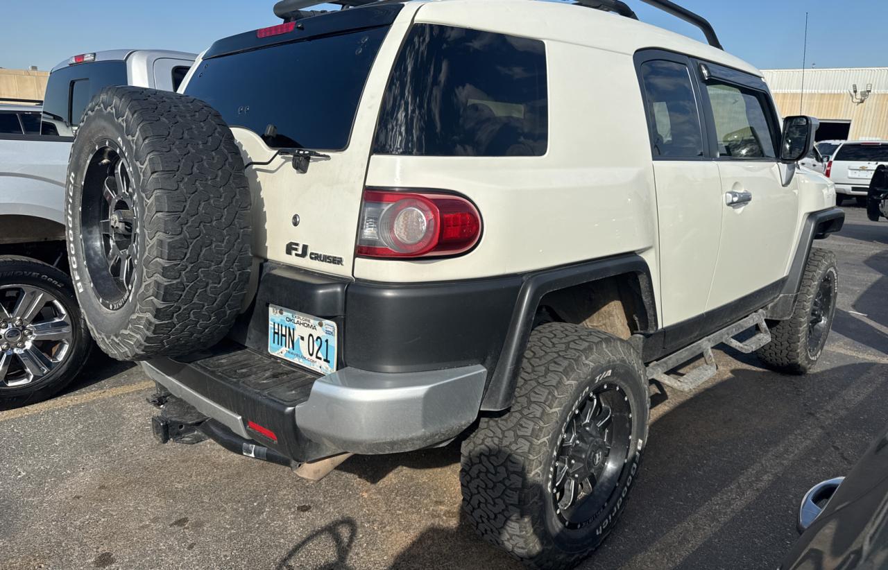 Lot #2923642569 2014 TOYOTA FJ CRUISER