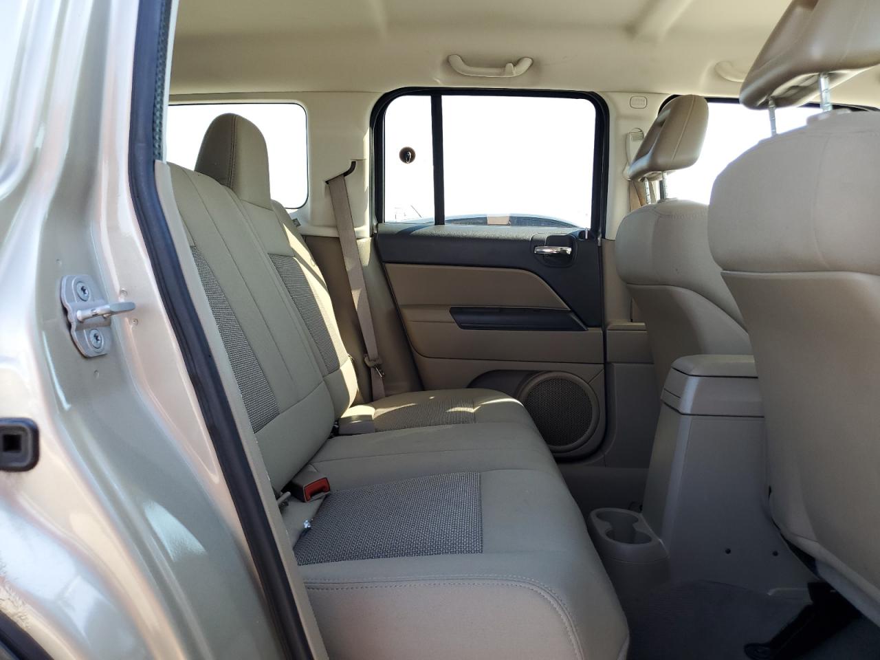 2009 Jeep PATRIOT, SPORT