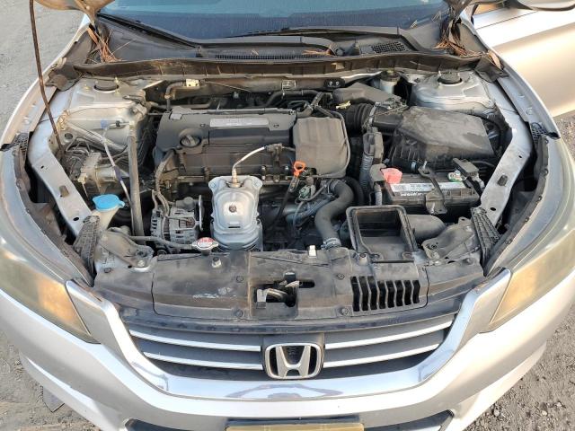 VIN 1HGCR2F38FA039083 2015 Honda Accord, LX no.11