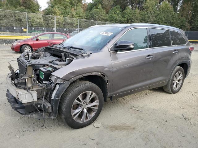 VIN 5TDKKRFH5ES011178 2014 Toyota Highlander, Xle no.1