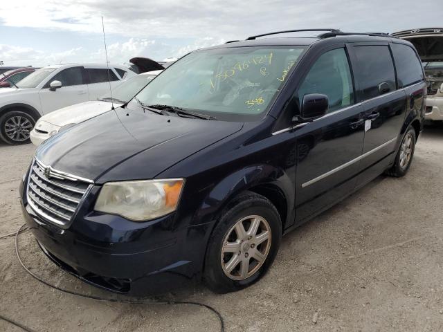 2010 CHRYSLER TOWN & COU #3028227005