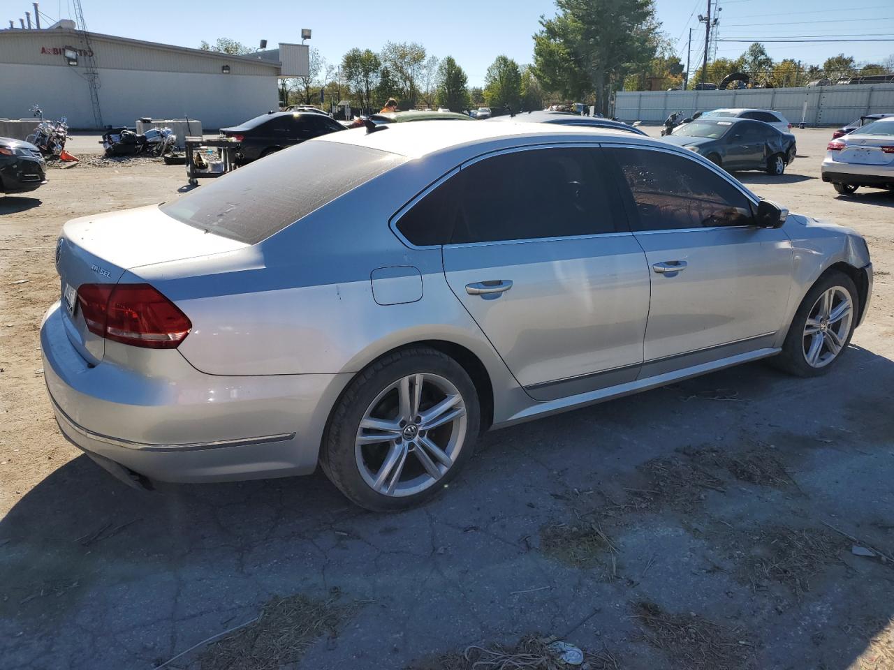 Lot #2940766442 2013 VOLKSWAGEN PASSAT SEL