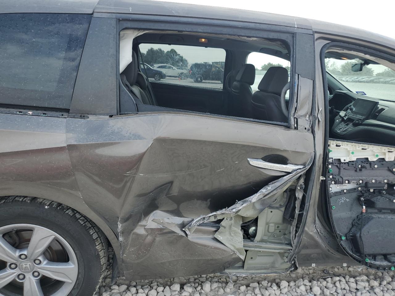 Lot #2935592087 2020 HONDA ODYSSEY EX