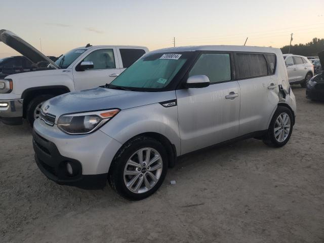 VIN KNDJP3A55J7597389 2018 KIA Soul, + no.1