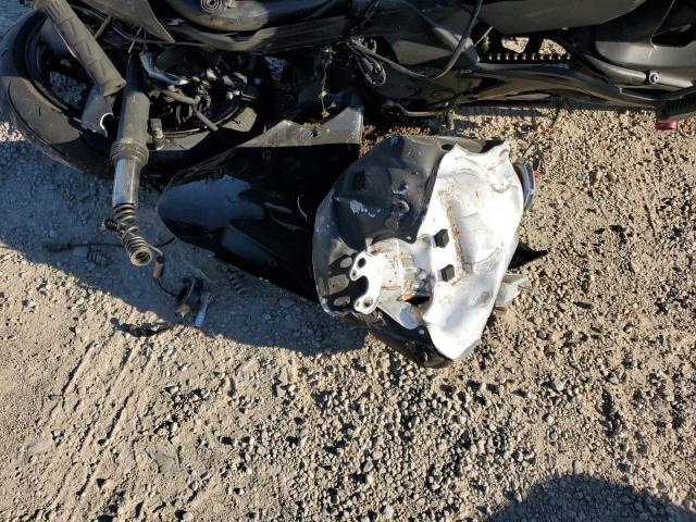 2015 KAWASAKI EX650 F #3305335305