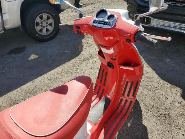 2011 VESPA LX 50 - ZAPC386B5B5501465