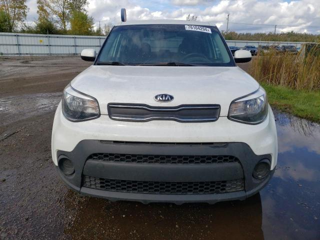 VIN KNDJN2A28J7904379 2018 KIA Soul no.5