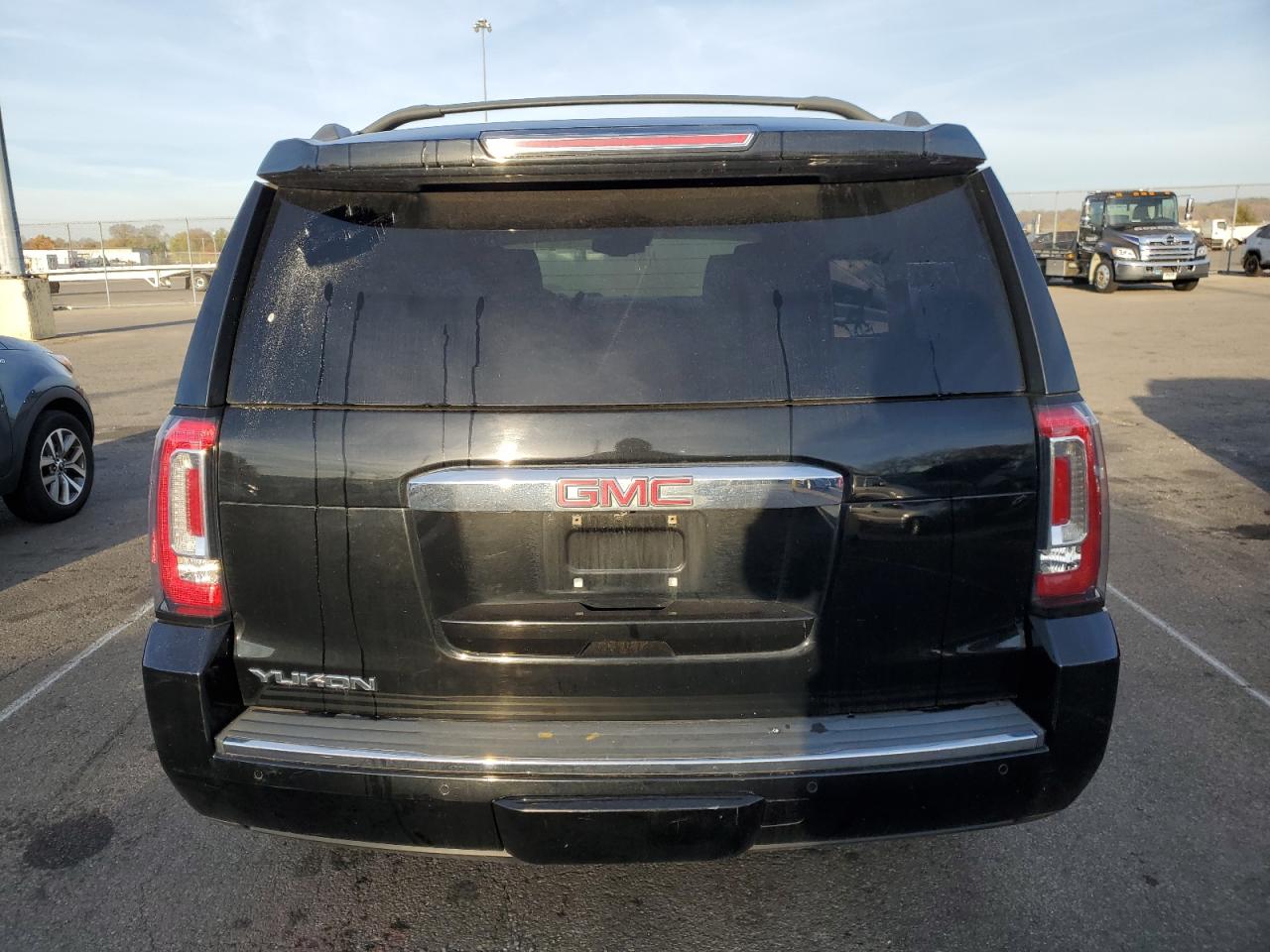 Lot #2945211746 2015 GMC YUKON DENA