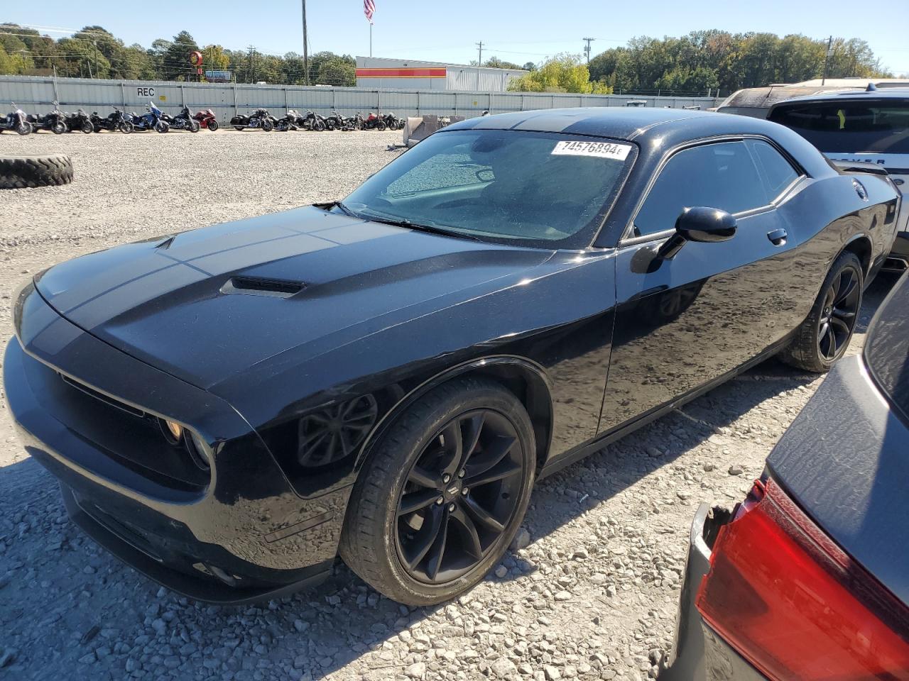 Lot #2962588790 2017 DODGE CHALLENGER