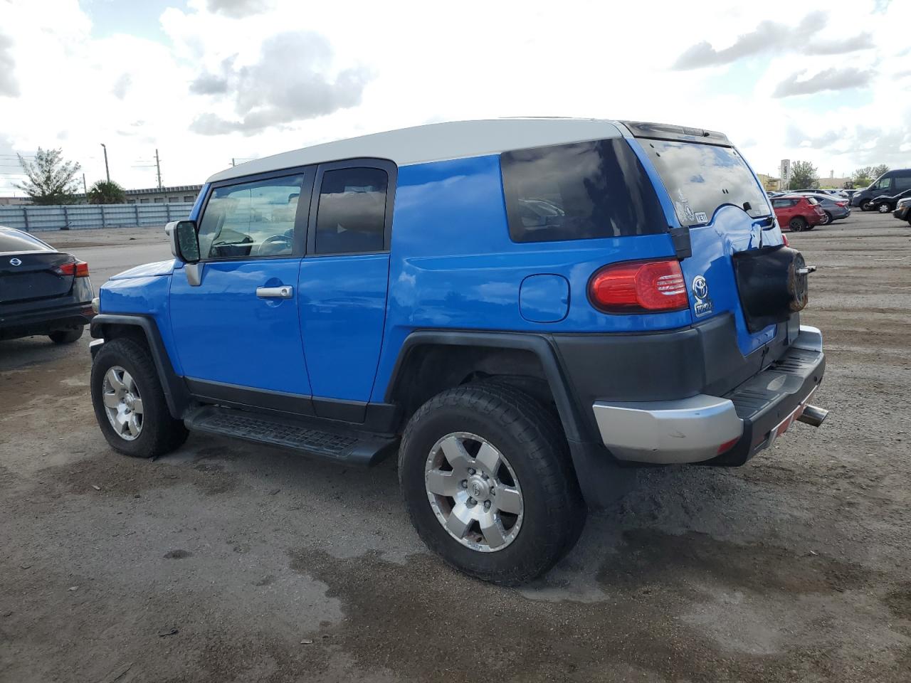 Lot #2959945293 2007 TOYOTA FJ CRUISER