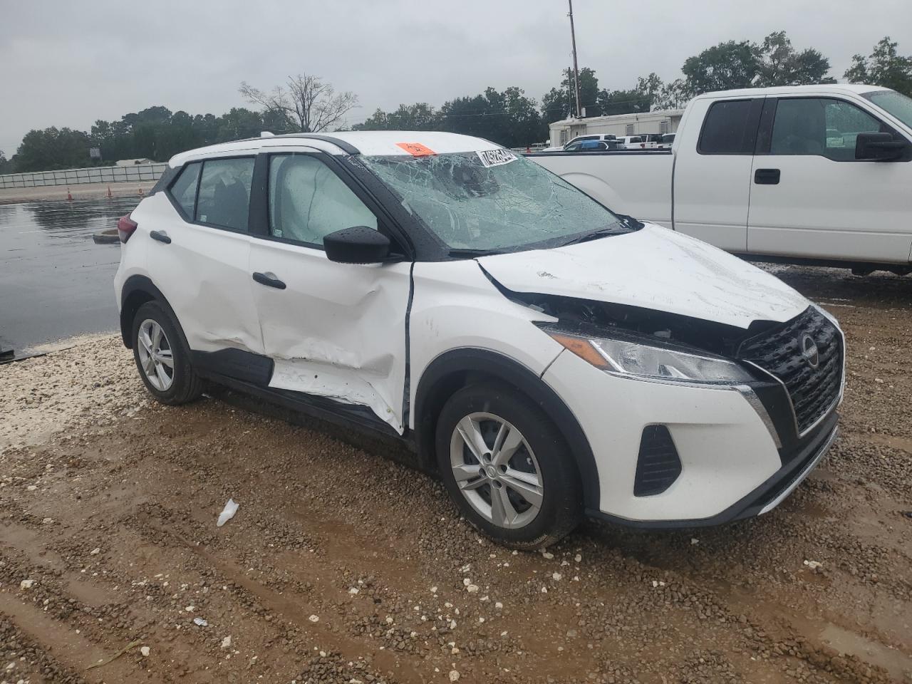 Lot #2972042017 2024 NISSAN KICKS S