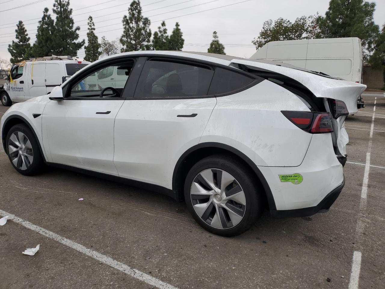 TESLA MODEL Y 2023 white  electric 7SAYGDEE5PA128286 photo #3