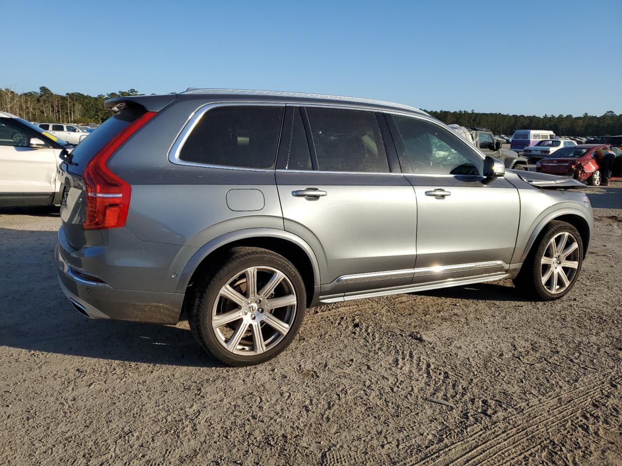 Lot #2921628709 2019 VOLVO XC90 T6 IN