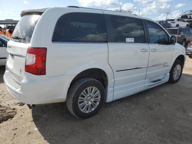 VIN 2C4RC1GG5FR571649 2015 Chrysler Town and Countr... no.3