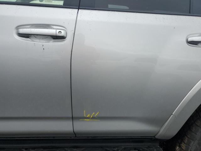 2015 TOYOTA 4RUNNER SR - JTEBU5JR1F5253388