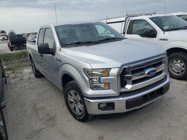 VIN 1FTEX1CP2FKE27418 2015 Ford F-150, Super Cab no.4