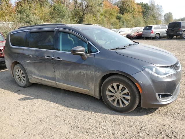 VIN 2C4RC1BG6HR734237 2017 Chrysler Pacifica, Touri... no.4