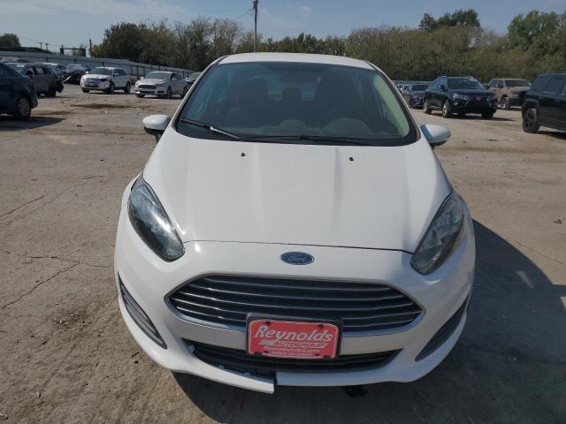 VIN 3FADP4EJ7FM115518 2015 Ford Fiesta, SE no.5