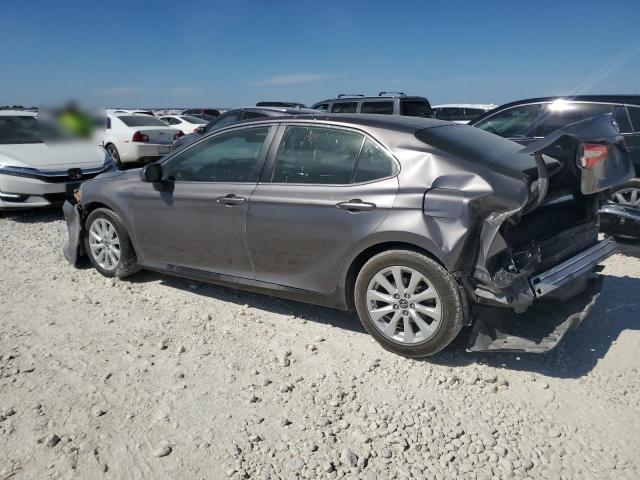 VIN 4T1B11HK6JU584329 2018 Toyota Camry, L no.2