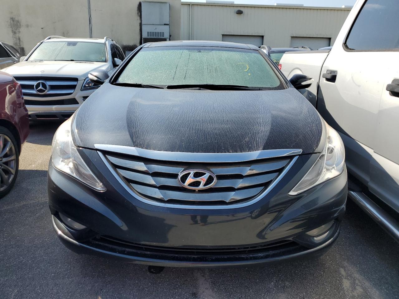 Lot #3003300129 2013 HYUNDAI SONATA SE