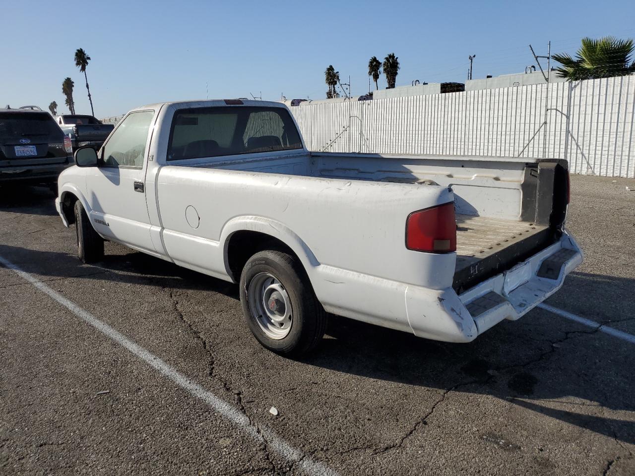 GMC SONOMA 1995 white pickup gas 1GTCS14Z5S8536775 photo #3