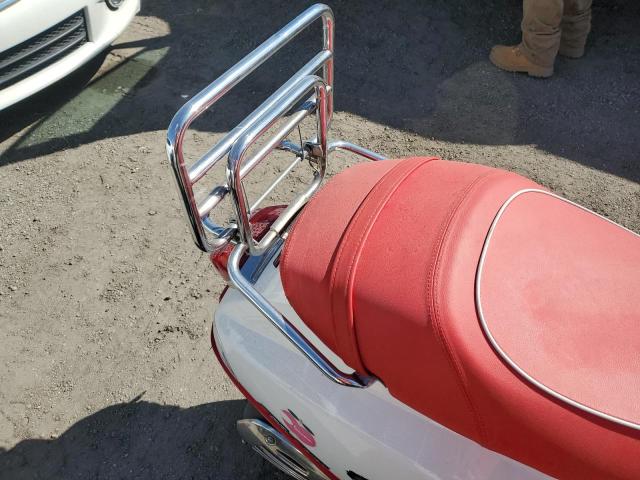 2011 VESPA LX 50 - ZAPC386B5B5501465