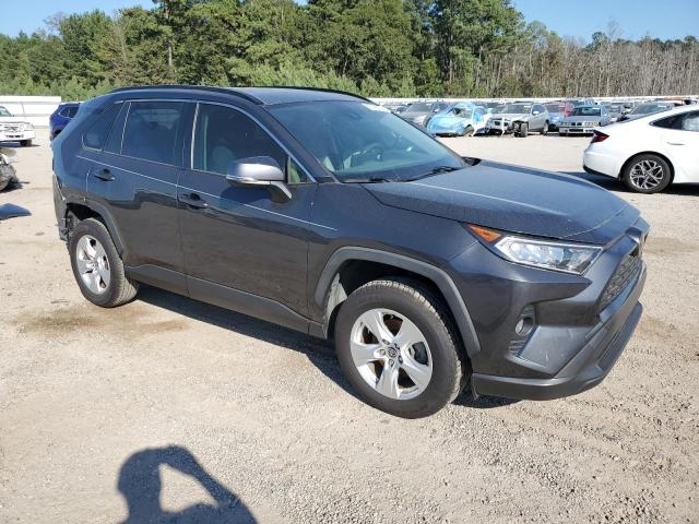 2021 TOYOTA RAV4 XLE - JTMW1RFV9MD071369